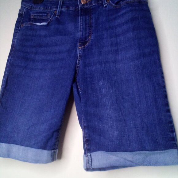 Denizen Levis Shorts Women 8 Bermuda Roll Hem Denim Blue - Picture 7 of 15